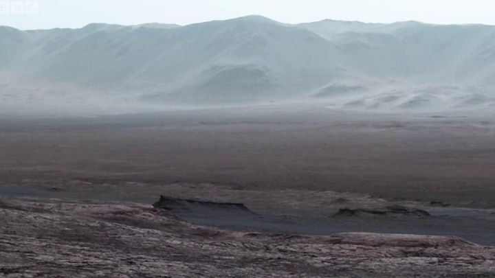 Фото дня: нові вражаючі кадри Марса від робота