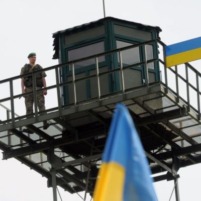 Російським чоловікам заборонили в’їзд на територію України
