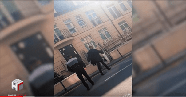 Декілька годин журналісти стежили за неофіційним штабом Зеленського, прихована камера зафіксувала все – відео