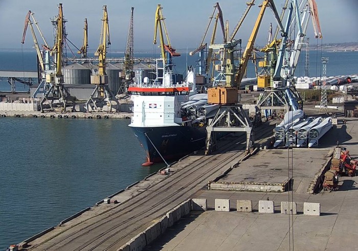 В порту Бердянск построят склад для хранения удобрений, но откажутся от покупки автопогрузчиков