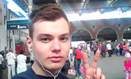 В Росії наклав на себе руки хлопець, який відчайдушно підтримував Україну
