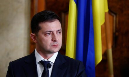 Зеленський відкликав поданий ним раніше проєкт закону “Про внесення змін до Конституції України”
