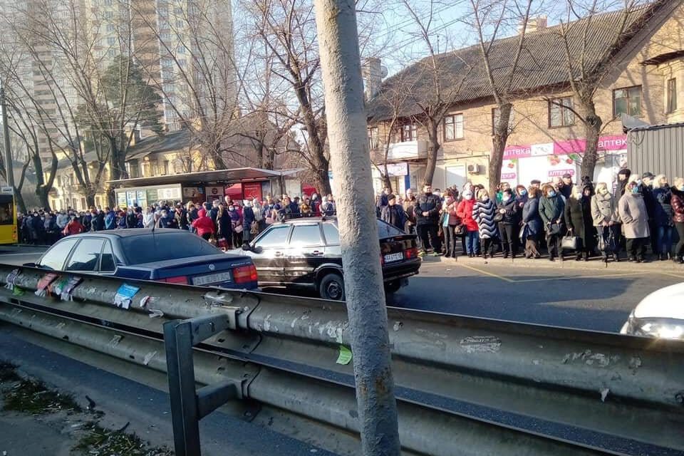 Через закриття метро у Києві почався транспортний колапс – фото