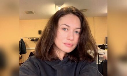 Акторка Ольга Куриленко повідомила що одужала