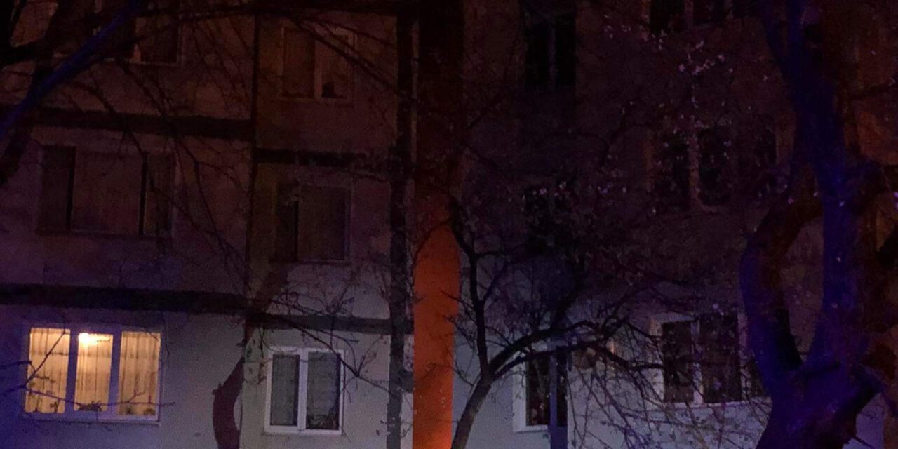 Пожежа в багатоповерхівці Запоріжжя, люди ризикували втратити житло – фото, відео