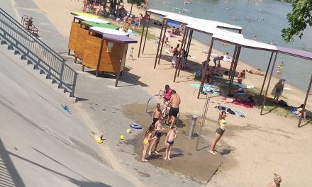 Реконструкція пляжу в Запоріжжі: аналіз актів показав зловживання вартістю та об’ємами — документ