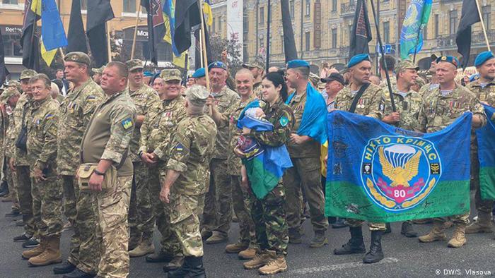Учасники маршу захисників України в Києві вирушили до Офісу президента