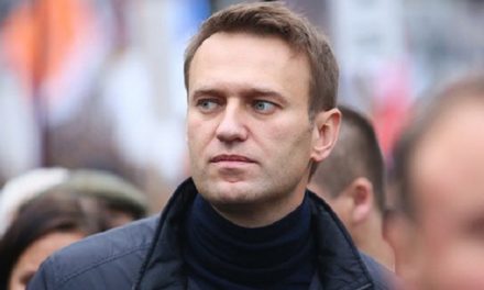 У мережі з’явилося фото Навального з лікарняної палати