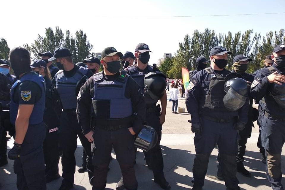 Під час акції за рівні права у Запоріжжі поліція затримала людей