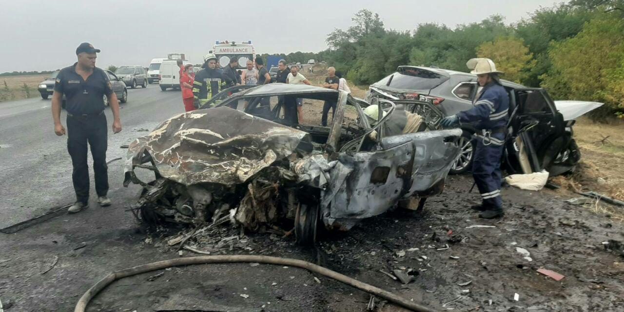 На трасі Харків-Сімферополь в ДТП загинуло двоє людей