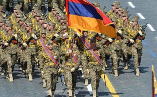 У Вірменії оголосили військовий стан