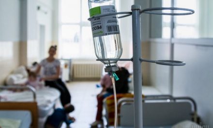 У Запоріжжі закінчуються місця в лікарнях для хворих з COVID-19