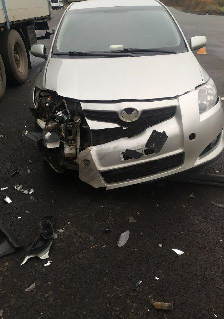 У Запорізькій області сталася ДТП, бампер одного з авто під час удару розтрощило вщент – фото