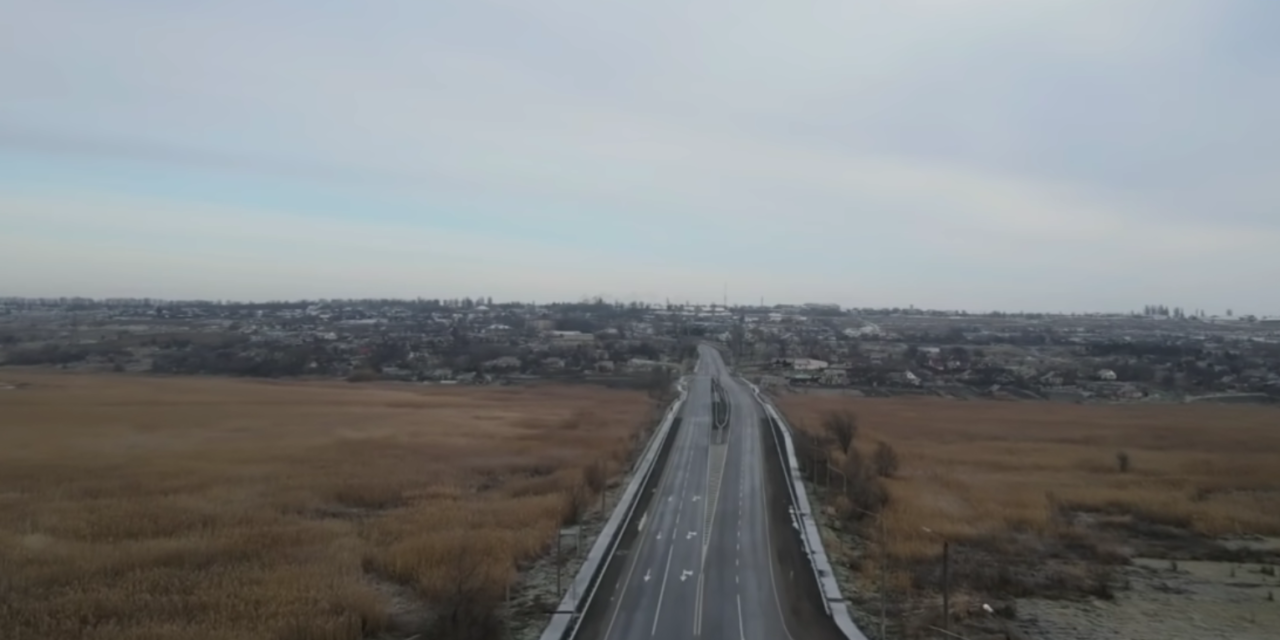 Як виглядають запорізькі дороги після зими та морозів – відео