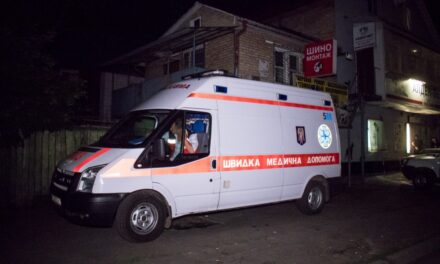 У житловому будинку Києва вночі стався вибух