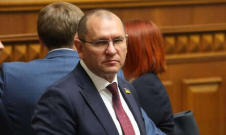 У партії “Слуга народу” вважають, що запорізький нардеп поставив під загрозу відносини України із міжнародними партнерами