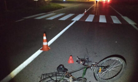 У спальному районі Запоріжжя велосипедист збив людину, жінка отримала важкі травми