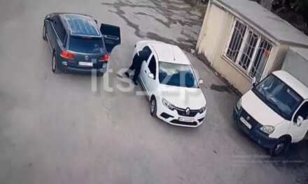Чоловіки в масках на дорогій машині – як у Запоріжжі викрадали авто з 2 млн грн – відео