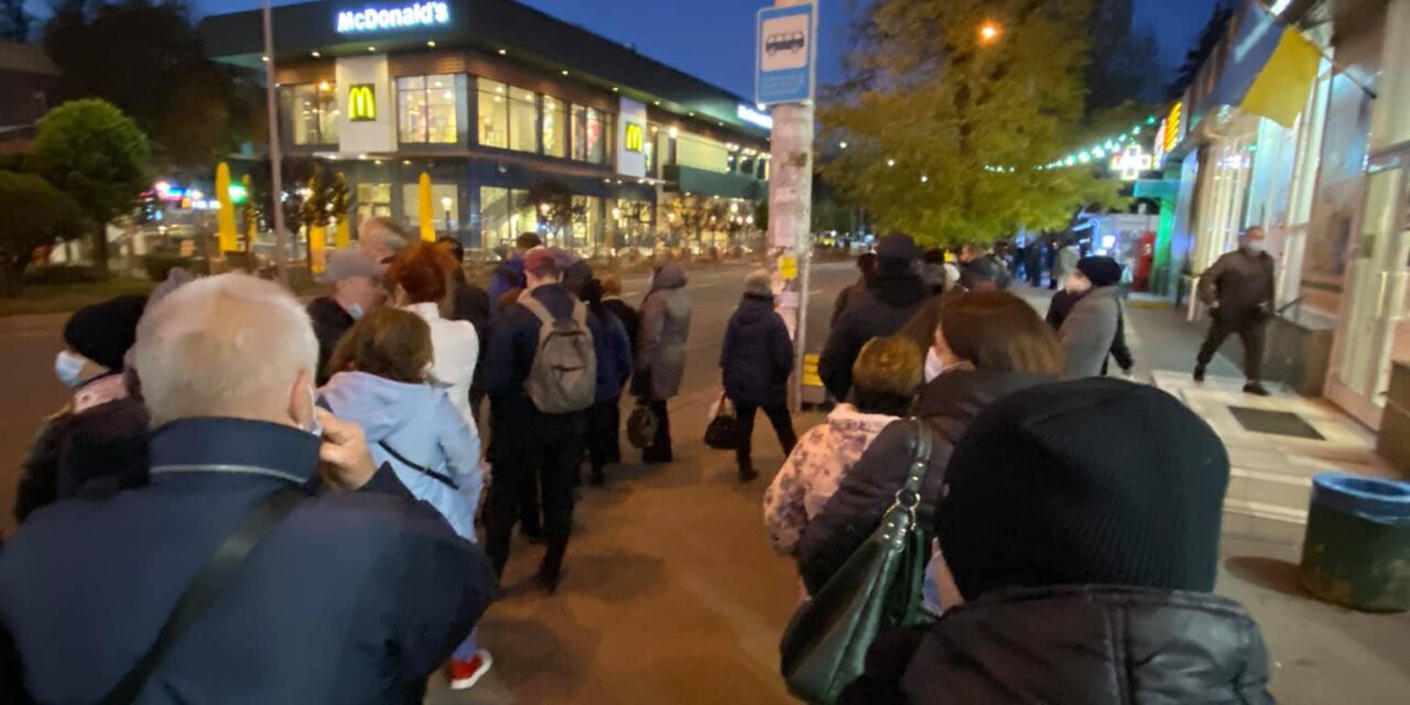 Мешканці Запоріжжя лютують через малу кількість транспорту ввечері – фото