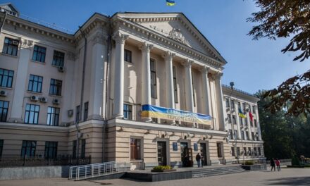 У Запорізькій міськраді стало менше на одного депутата та заступника міського голови