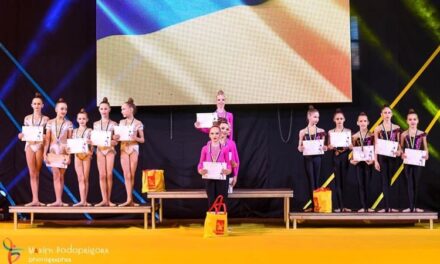 Юні спортсменки повернулися до Запоріжжя зі змагань з нагородами – фото