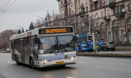 На новорічні свята організують додатковий автобусний маршрут для запоріжців