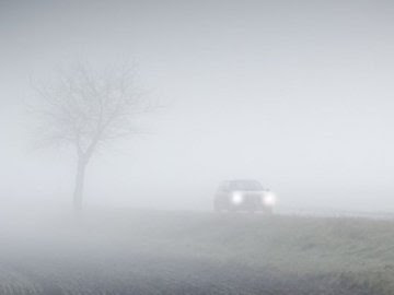 Туман та ожеледь: мешканців Запоріжжя та області попереджають про негоду