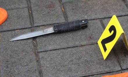 У Запоріжжі затримали чоловіка, який погрожував водію міського транспорту ножем