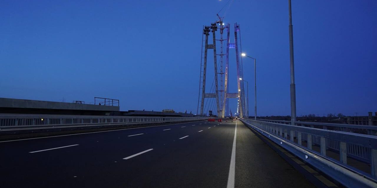У День Соборності у Запоріжжі відбулася історична подія – нові мостові переходи з’єднали береги Дніпра